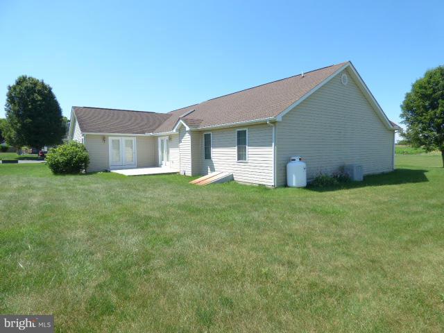 11331 Gift Road Clear Spring, MD 21722 - Photo 3 of 19 Exterior (Rear)