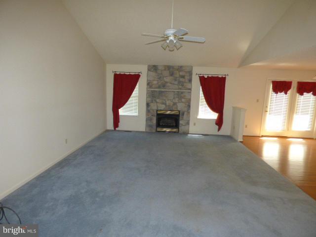 11331 Gift Road Clear Spring, MD 21722 - Photo 8 of 19 Living Room