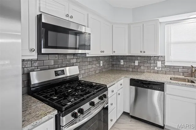 $180,000 | 28 Fox Meadow Lane, Cahokia, IL 62206