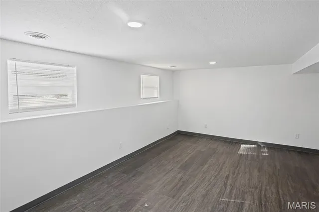 $180,000 | 28 Fox Meadow Lane, Cahokia, IL 62206