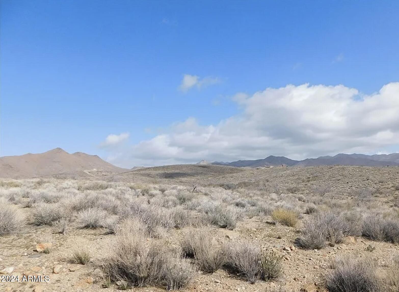 6054 Sunshine Road Chloride, AZ 86431 - Photo 7 of 10 6054 W Sunshine RD