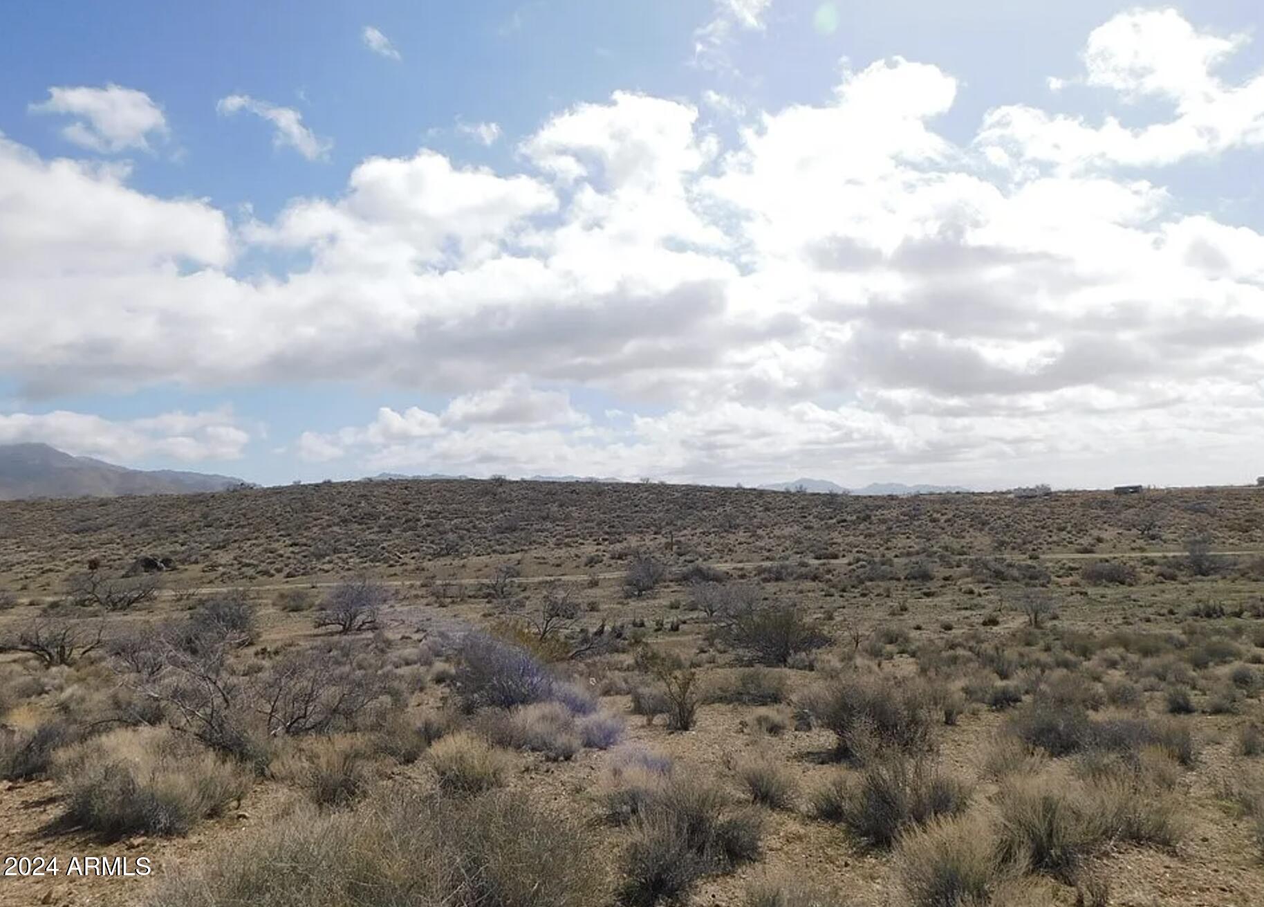 6054 Sunshine Road Chloride, AZ 86431 - Photo 9 of 10 6054 W Sunshine RD