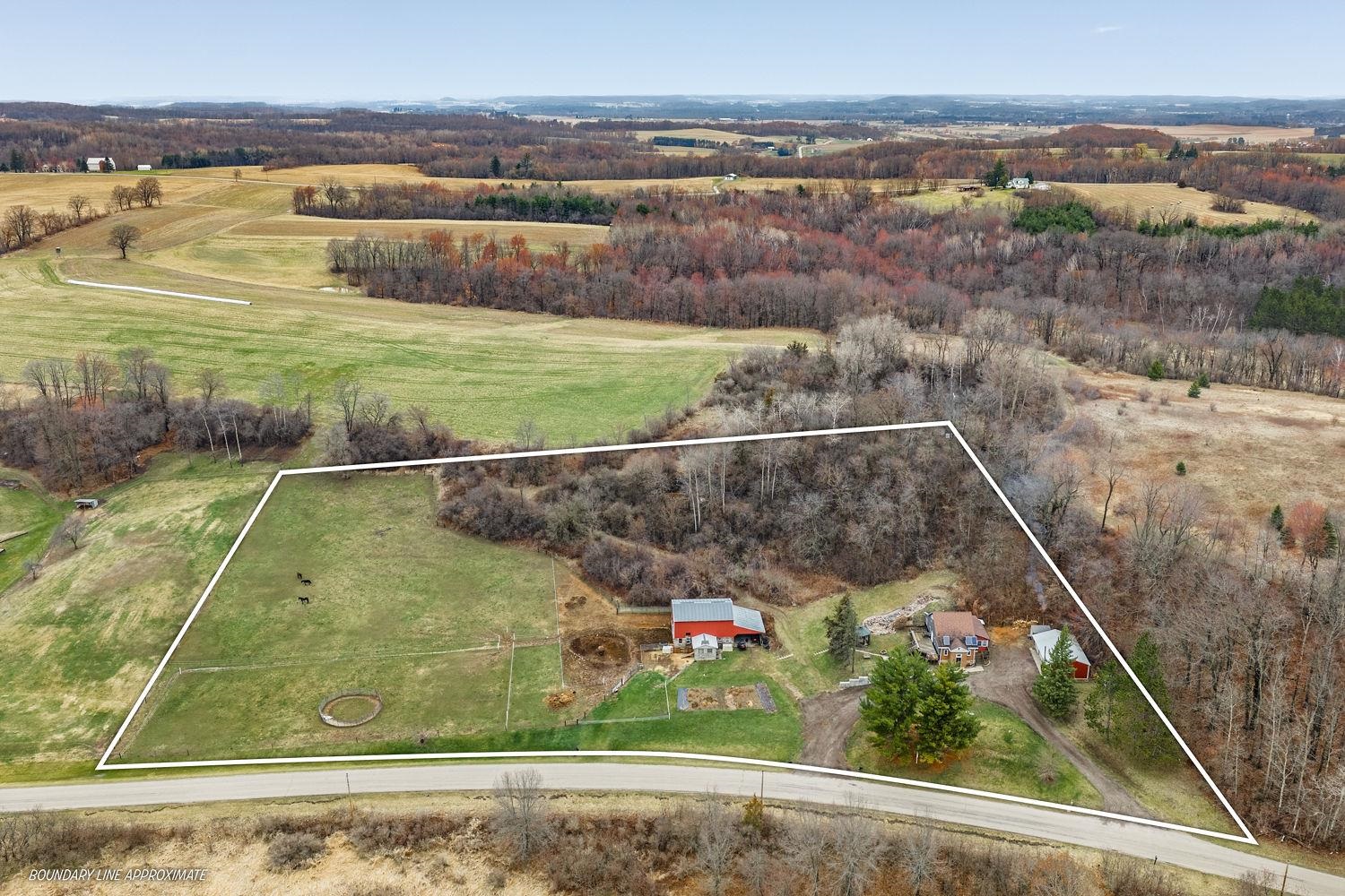 E5294 A Herritz Reedsburg, WI 53959 - Photo 3 of 45
