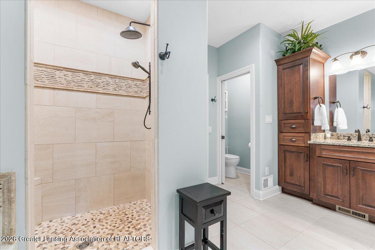 410 West Spring Meadows Lane Dewitt, MI 48820 - Photo 34 of 89 038-Media Jett - 60