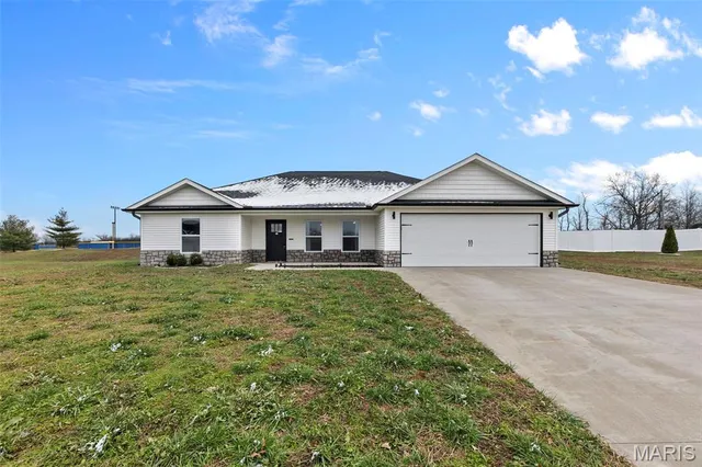 $285,000 | 148 Ridge Road, Oak Ridge, MO 63769