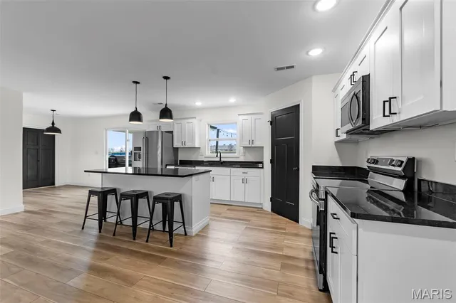 $285,000 | 148 Ridge Road, Oak Ridge, MO 63769