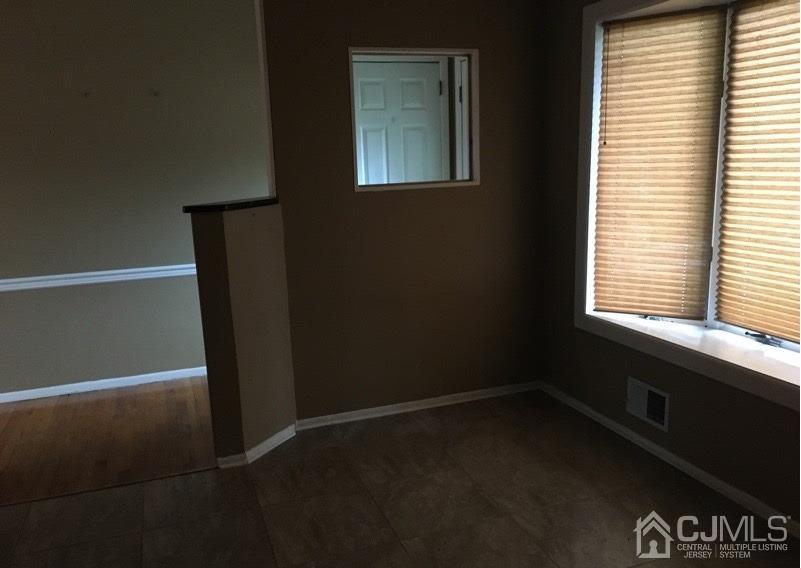 266 Colfax Road North Brunswick, NJ 08902 - Photo 7 of 10 Gallery Image 7
