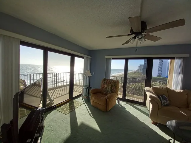 $3,000 | 10310 South Ocean Drive, Unit 610, Jensen Beach, FL 34957