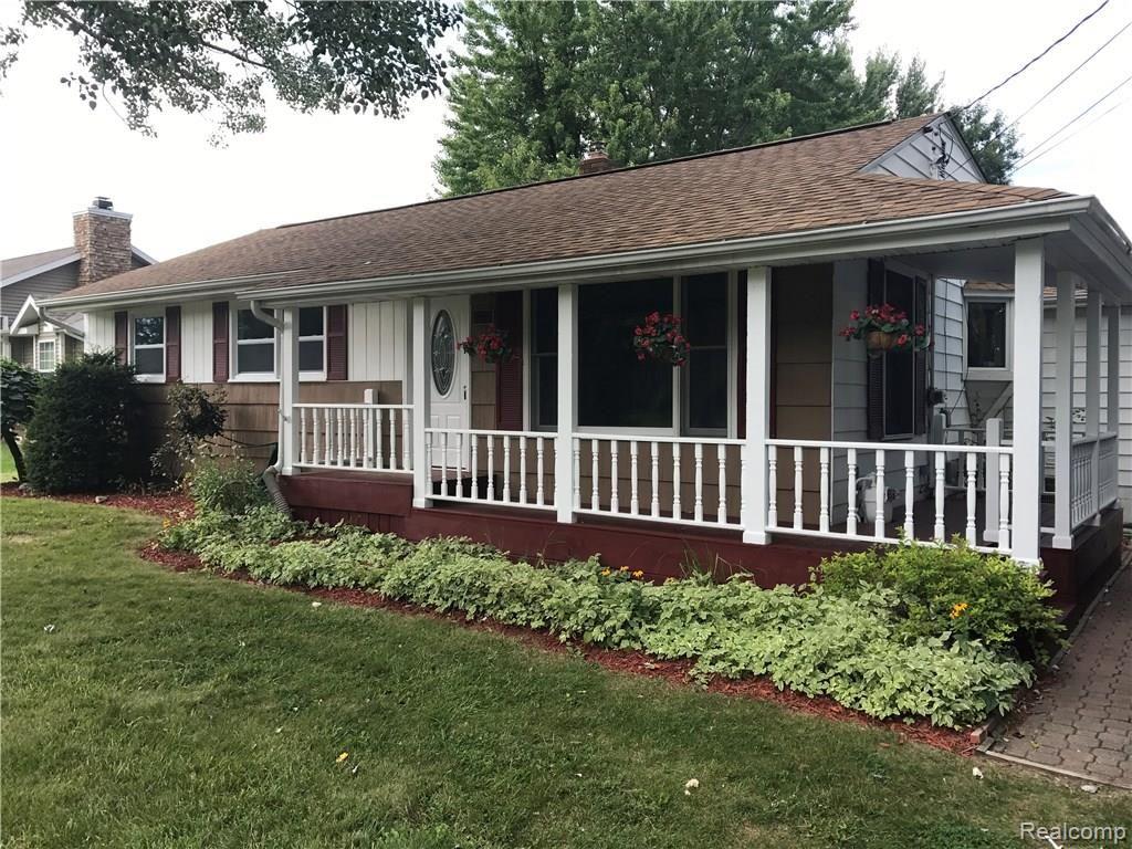 8135 Barden Road Davison, MI 48423 - Photo 1 of 35 IMG_2723.JPG