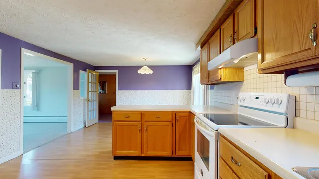 $290,000 | 10 Nash Street, Lewiston, ME 04240