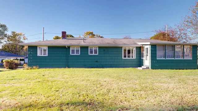 $290,000 | 10 Nash Street, Lewiston, ME 04240