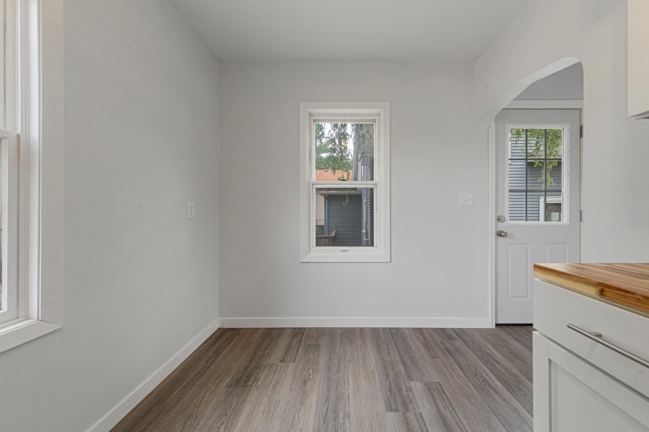 4440 7th Street Northeast Minneapolis, MN 55421 - Photo 13 of 29