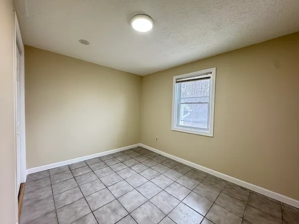 $2,200 | 83 Chatanika Avenue, Unit A, Worcester, MA 01602