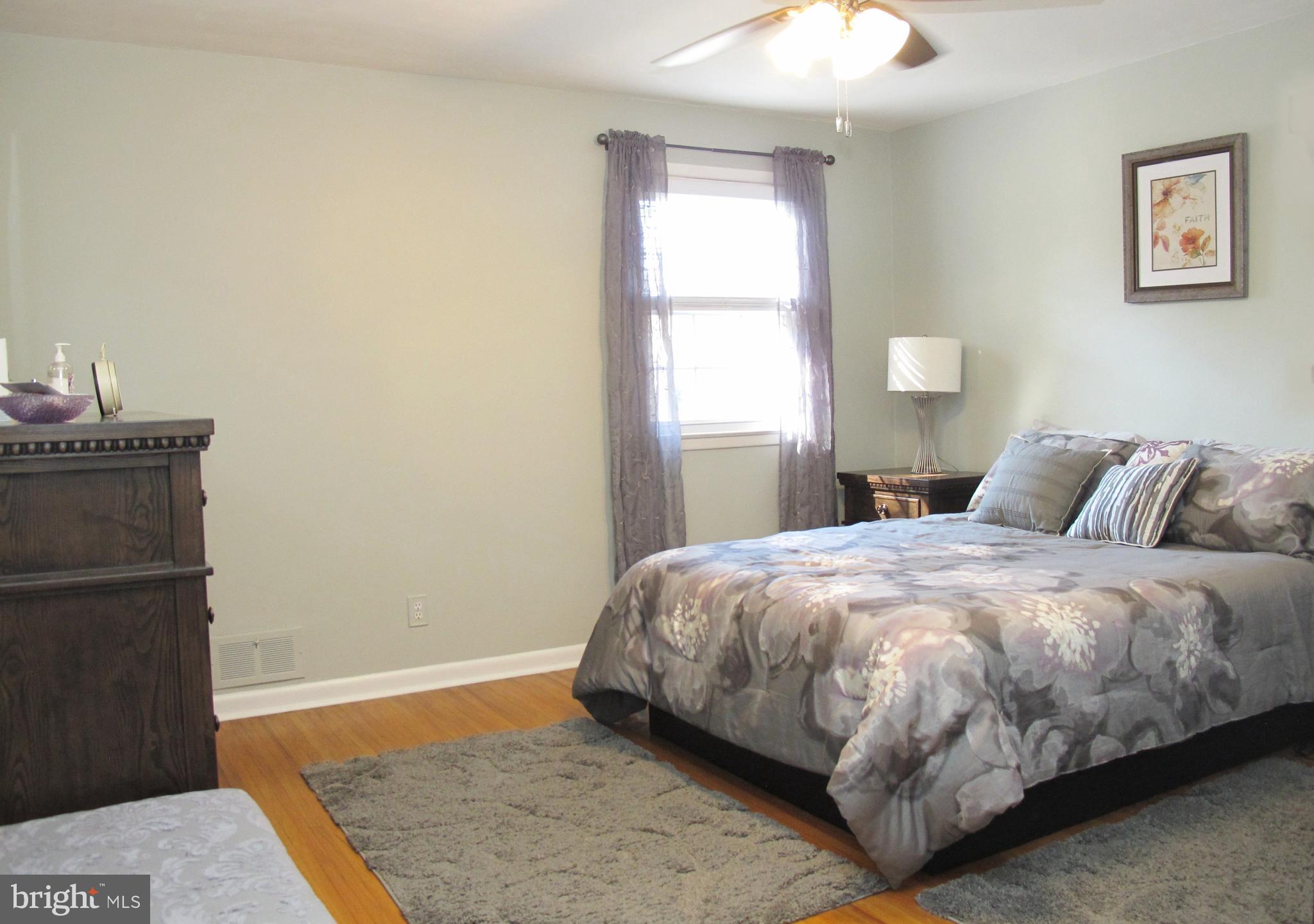 494 Arbor Road Cinnaminson, NJ 08077 - Photo 17 of 33 Master Bedroom