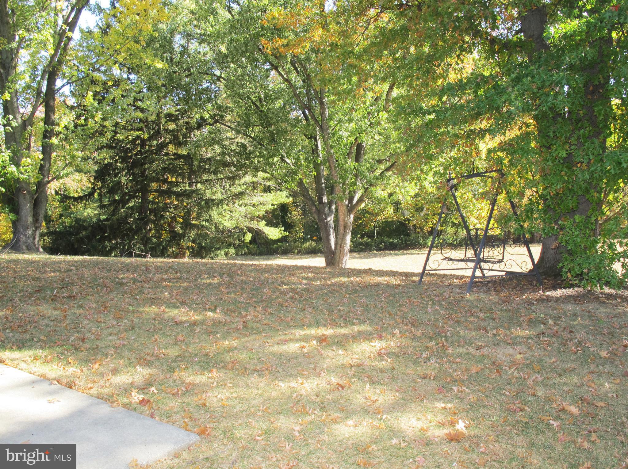 494 Arbor Road Cinnaminson, NJ 08077 - Photo 32 of 33 Yard