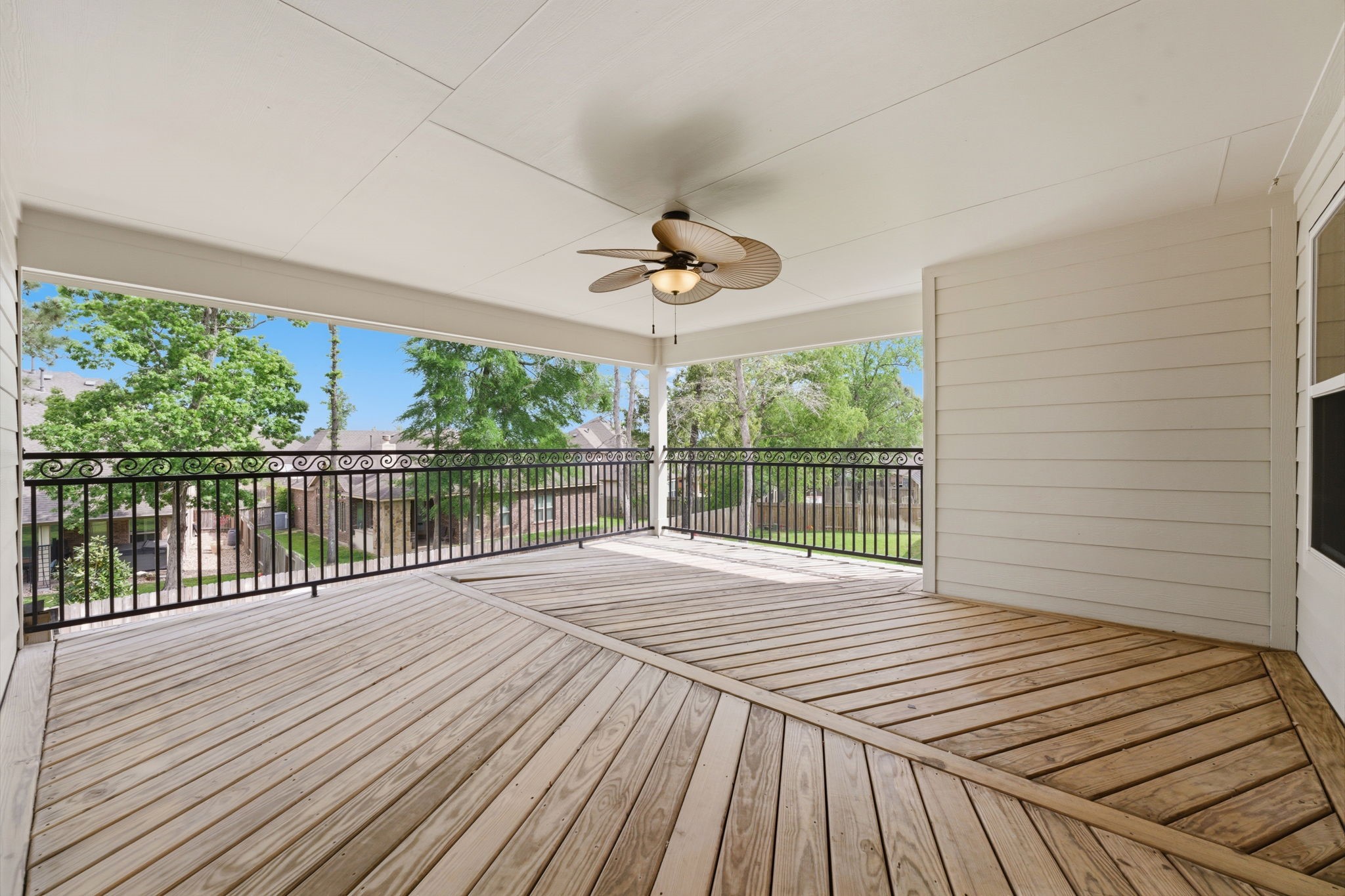 315 Arbor Ridge Lane Conroe, TX 77384 - Photo 11 of 48 a view of a roof deck