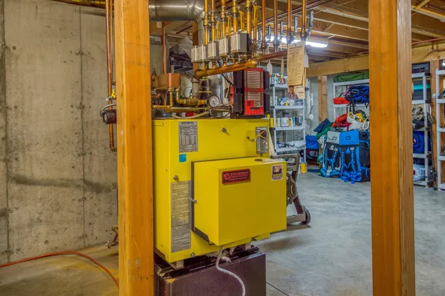 $849,000 | 6 Evergreen Drive, Gorham, NH 03581