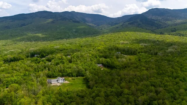 $849,000 | 6 Evergreen Drive, Gorham, NH 03581