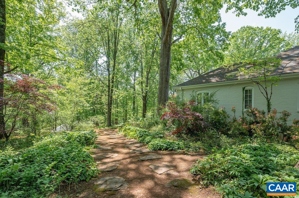 960 Windsor Road Charlottesville, VA 22901 - Photo 48 of 51 a view of backyard with green space
