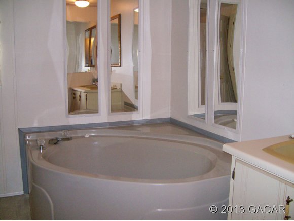8214 Carl Brook Road Keystone Heights, FL 32656 - Photo 9 of 12 Gallery Image 9