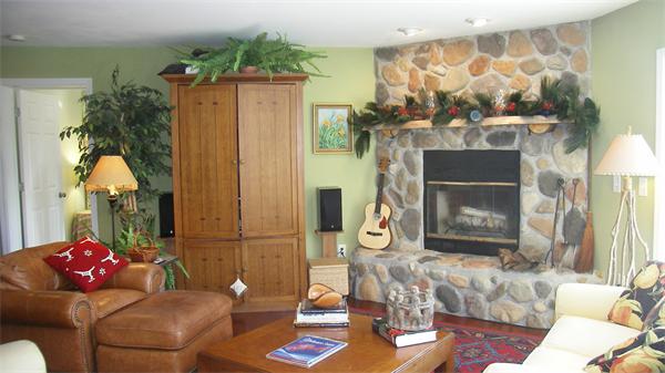 256 Justice Hill Road Sterling, MA 01564 - Photo 4 of 25 Gallery Image 4