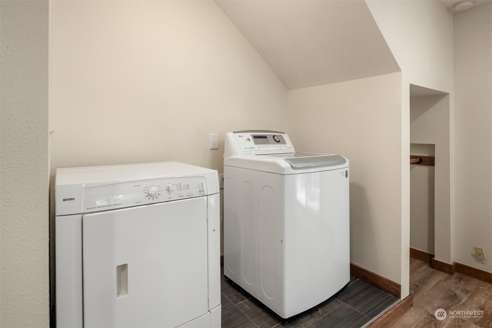 17548 Southeast 110th Street Renton, WA 98059 - Photo 32 of 37 a utility room with dryer and washer