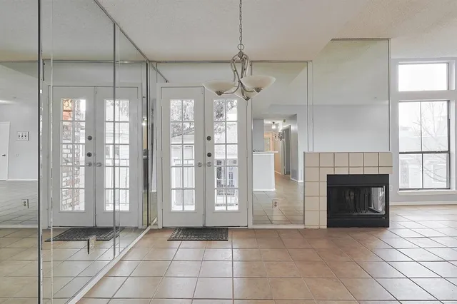 $1,490 | 3420 Country Club Drive West, Unit 214, Irving, TX 75038