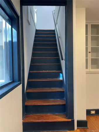 a view of entryway