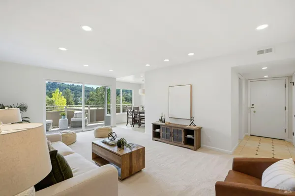 $679,000 | 103 Pixley Avenue, Corte Madera, CA 94925