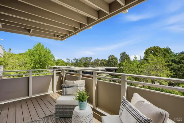 $679,000 | 103 Pixley Avenue, Corte Madera, CA 94925