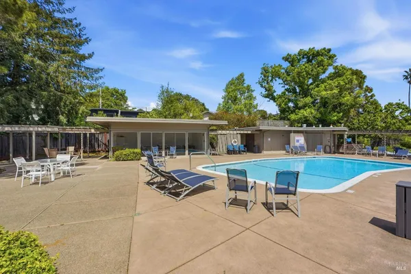 $679,000 | 103 Pixley Avenue, Corte Madera, CA 94925