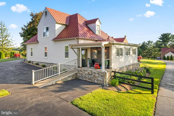$8,900,000 | 15158 Berlin Turnpike, Waterford, VA 20197