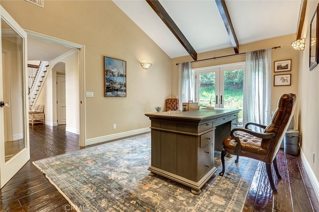 4751 Topeka Drive Tarzana, CA 91356 - Photo 24 of 65