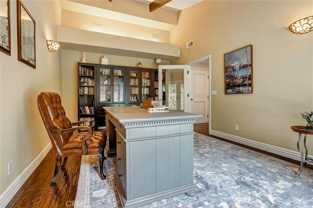 4751 Topeka Drive Tarzana, CA 91356 - Photo 25 of 65