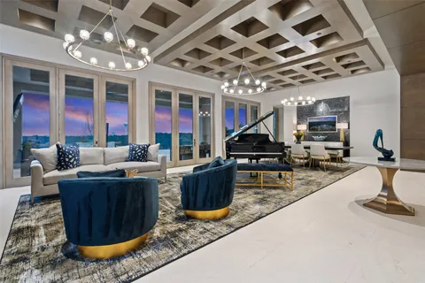 $7,500,000 | 4901 Mirador Drive, Austin, TX 78735