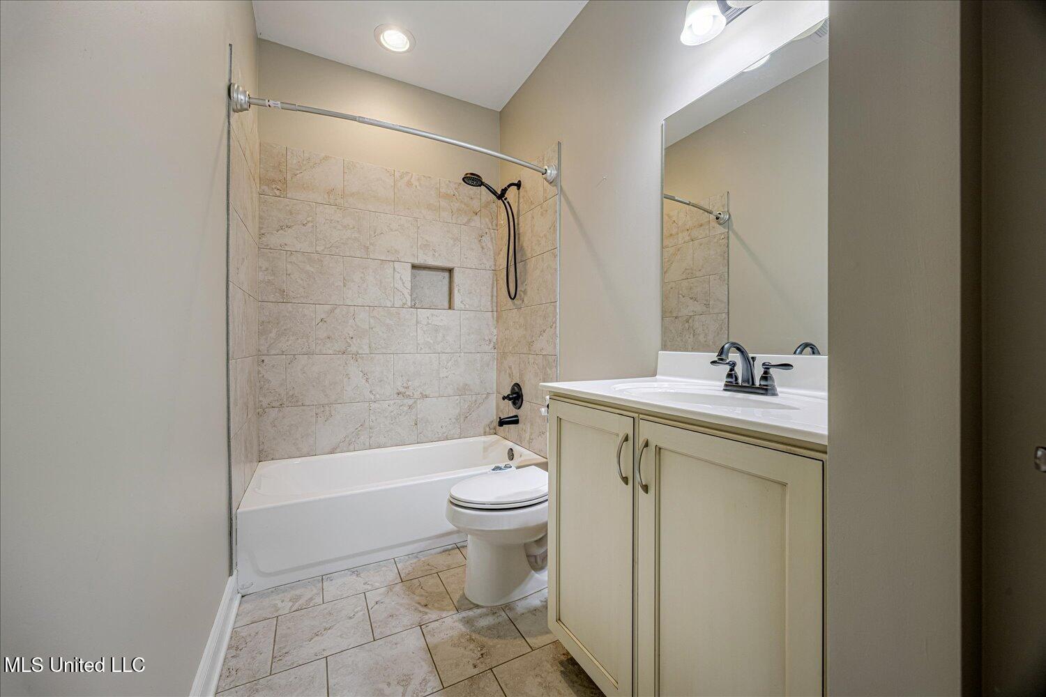 2087 South Jefferson Loop Hernando, MS 38632 - Photo 22 of 30 25-22-2627882ah-2087 S Jefferson Loop