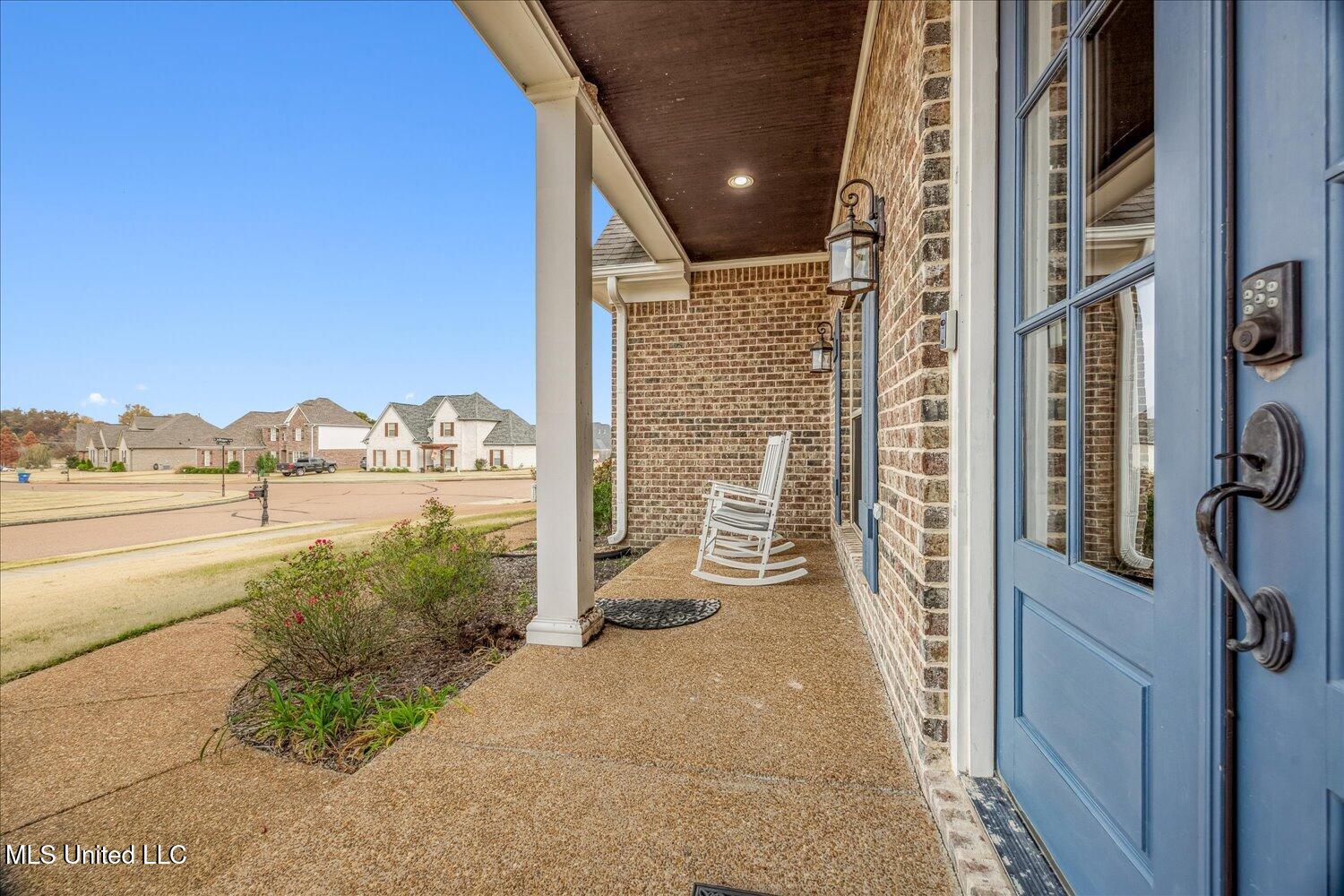 2087 South Jefferson Loop Hernando, MS 38632 - Photo 3 of 30 05-04-2627882ah-2087 S Jefferson Loop