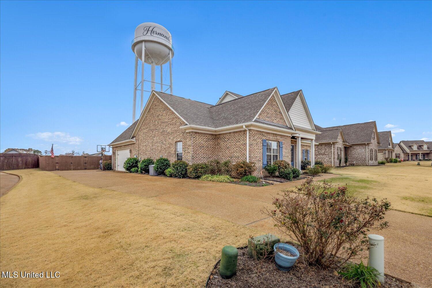 2087 South Jefferson Loop Hernando, MS 38632 - Photo 5 of 30 04-03-2627882ah-2087 S Jefferson Loop