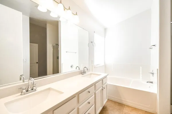 $2,120 | 9146 East Encanto Street, Mesa, AZ 85207