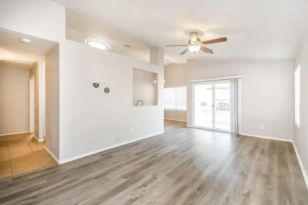 $2,120 | 9146 East Encanto Street, Mesa, AZ 85207