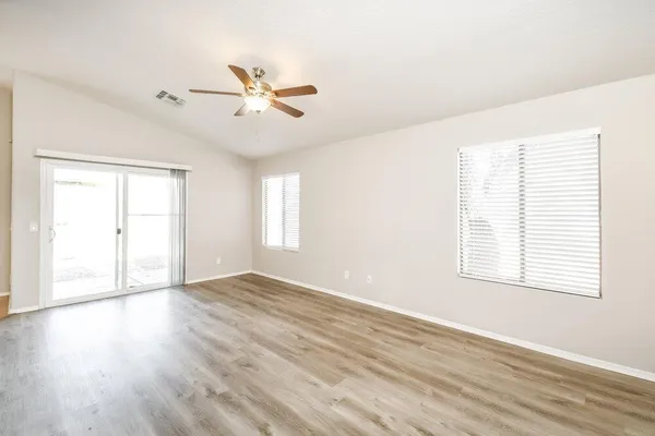 $2,120 | 9146 East Encanto Street, Mesa, AZ 85207