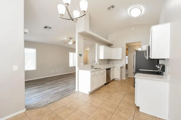 $2,120 | 9146 East Encanto Street, Mesa, AZ 85207