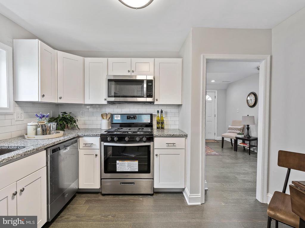 7718 Meath Road Dundalk, MD 21222 - Photo 9 of 34