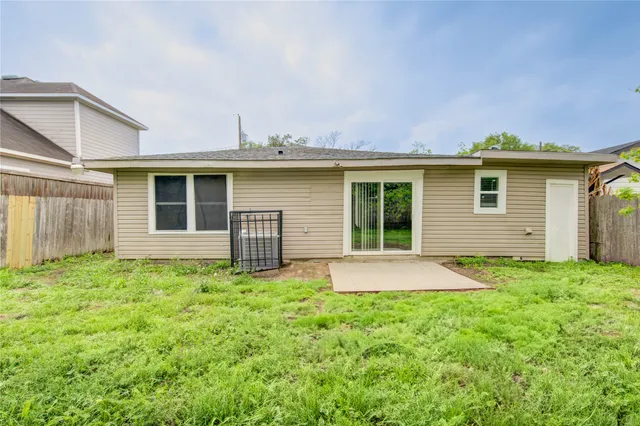 $1,900 | 4545 Bricker Street, Houston, TX 77051