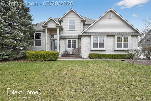 $445,000 | 27078 Brookview Court, Flat Rock, MI 48134