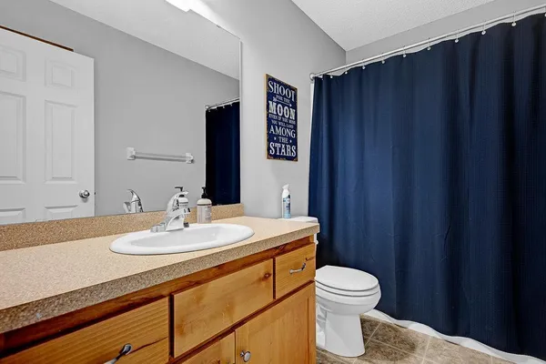 $649,900 | 10551 Lanesboro Way, North Branch, MN 55056
