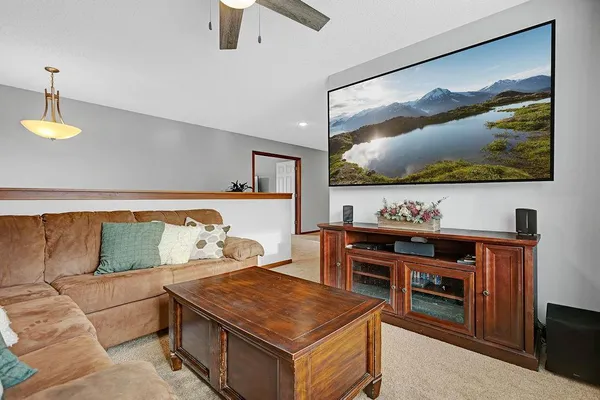 $649,900 | 10551 Lanesboro Way, North Branch, MN 55056