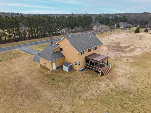$649,900 | 10551 Lanesboro Way, North Branch, MN 55056