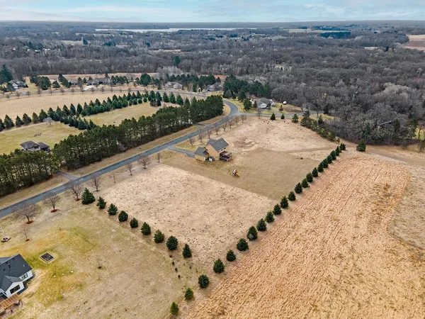 $649,900 | 10551 Lanesboro Way, North Branch, MN 55056