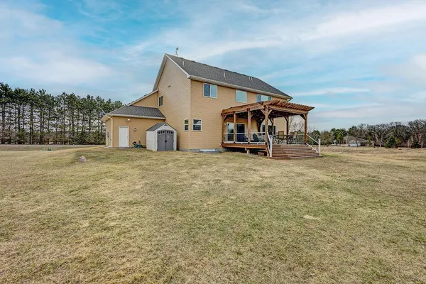 $649,900 | 10551 Lanesboro Way, North Branch, MN 55056